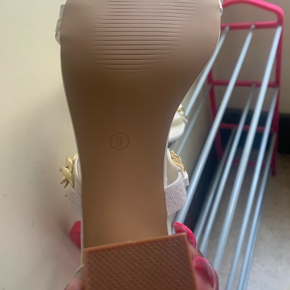 Liliana heels - Picture 2 of 3